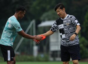 Ada Peran Asisten Pelatih Timnas Indonesia Yeom Ki-hun di Balik Moncernya Dimas Drajad di Persib Bandung