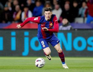 TOP INDO Betah di Barcelona, Robert Lewandowski Ogah Pindah Klub