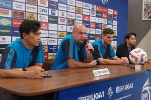 TOP INDO Bojan Hodak Optimistis Persib Bandung Lolos dari Grup F AFC Champions League 2 2024-2025