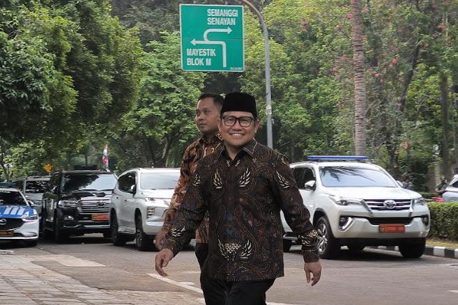 TOP PAY Foto-Foto Tokoh yang Hadir ke Kediaman Prabowo, Senyum Lebar Menghiasi Wajah