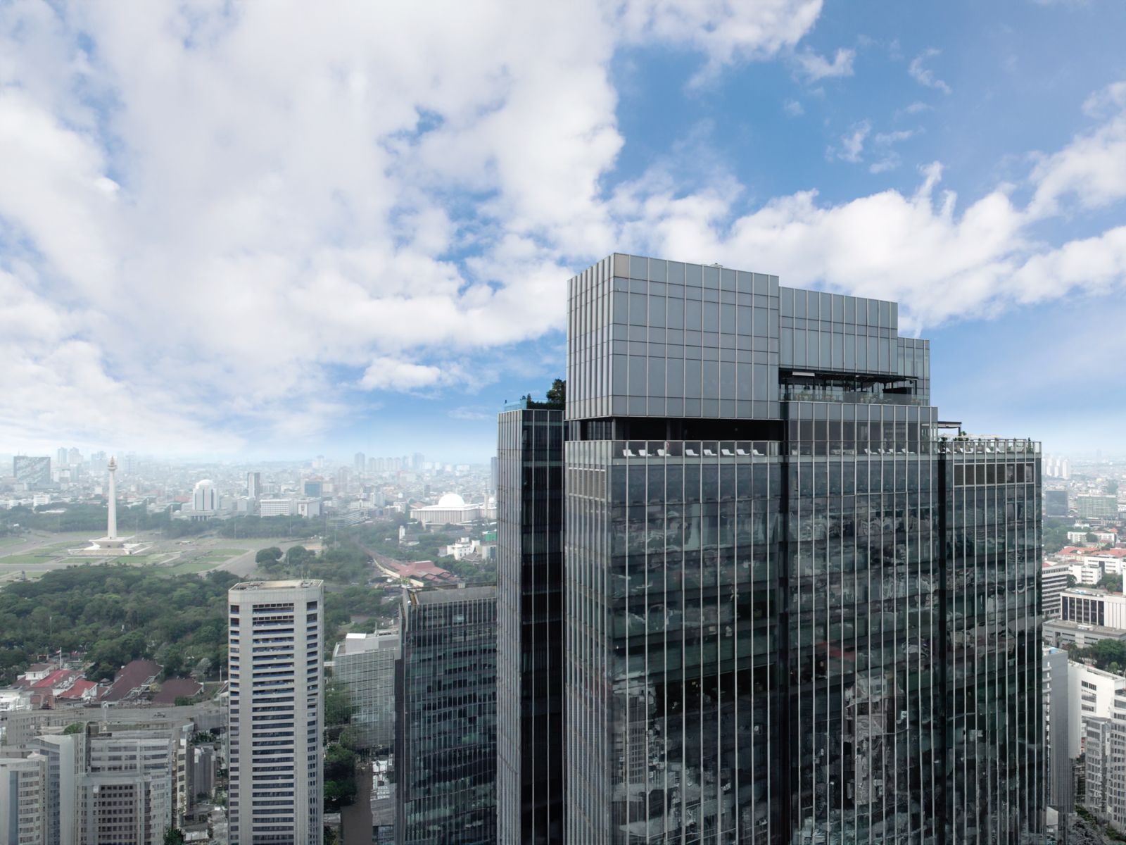 Park Tower Service Office yang Begitu Strategis, 10 Menit Sampai Istana!