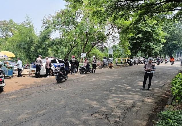 INDO PAY Polres Bogor Razia di Jalan Tegar Beriman Cibinong, Ratusan Kendaraan Ngumpet