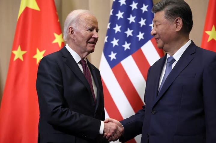 Bertemu Biden, Xi Jinping Janji Bakal Kerja Sama dengan Trump