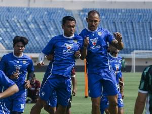 Link Live Streaming Lion City Sailors FC vs Persib Bandung di AFC Champions League 2 2024-2025 Malam Ini