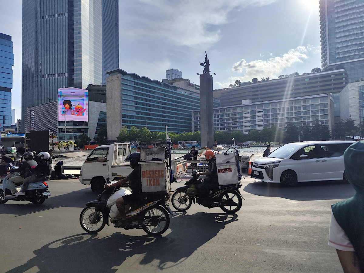 Pesta Rakyat Pelantikan Prabowo-Gibran Usai, Jalan MH Thamrin Kembali Dibuka 