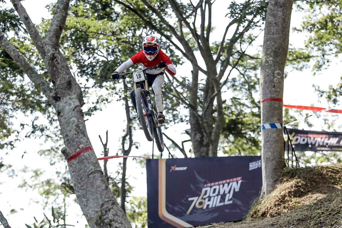 Trek Klemuk Bike Park Batu Jadi Puncak Perebutan Gelar Juara Umum 76 Indonesian Downhill 2024