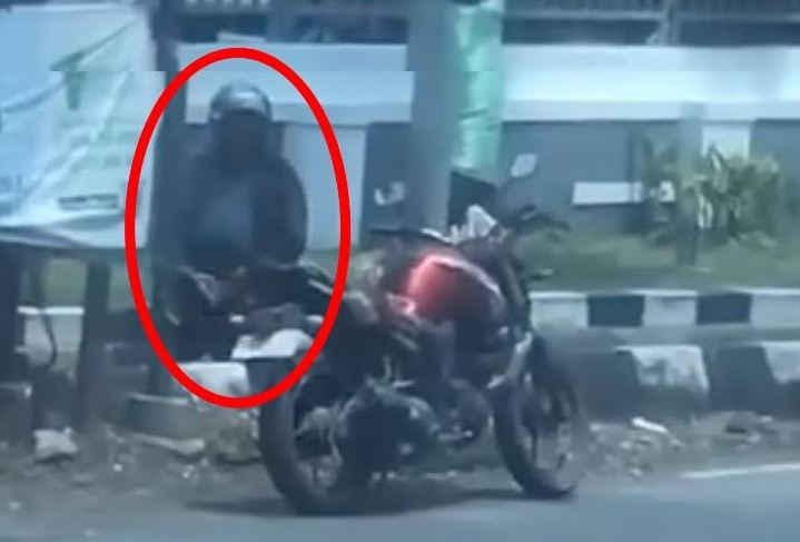 Viral Pria di Cibinong Bogor Diduga Masturbasi Sambil Nontonin Bubaran Sekolah