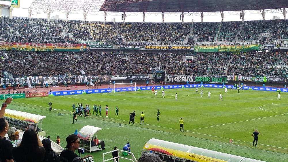 Hasil Hasil Persebaya Surabaya vs Arema FC di Liga 1 2024-2025: Penuh Drama, 10 Pemain Bajul Ijo Kalahkan Singo Edan 3-2