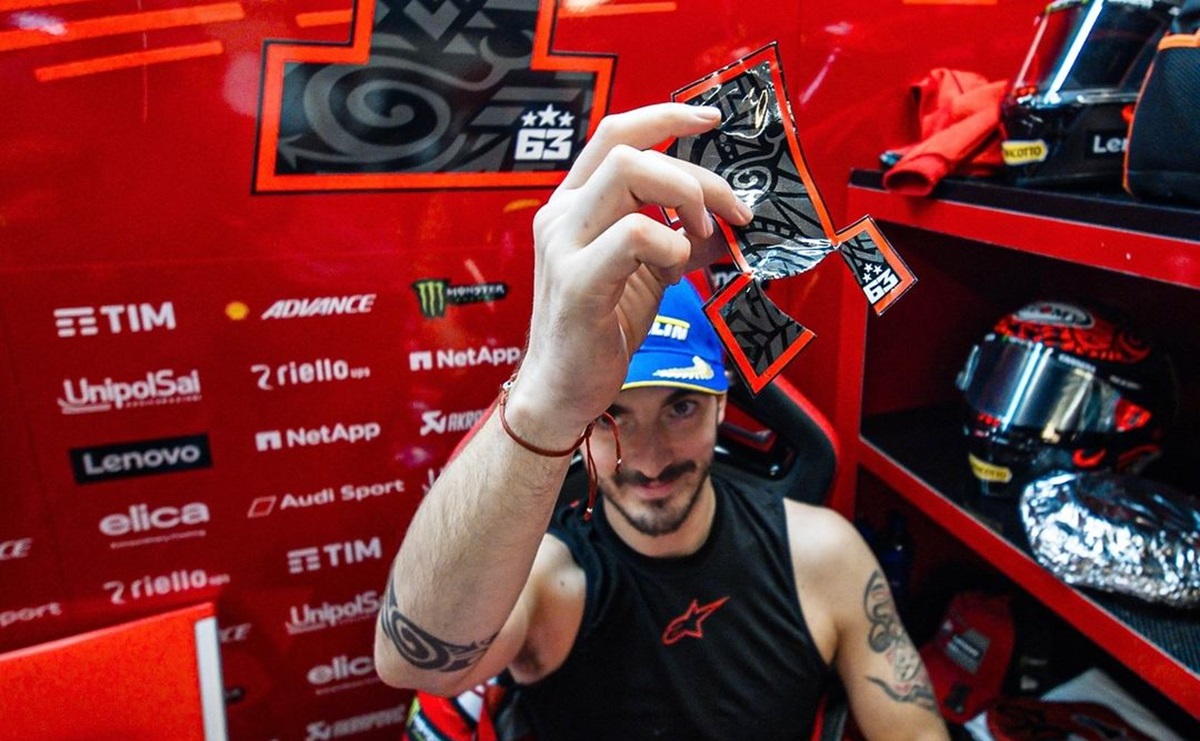 Healing, Francesco Bagnaia Jalan Kaki 10 Km Usai Gagal Juara Dunia MotoGP 2024