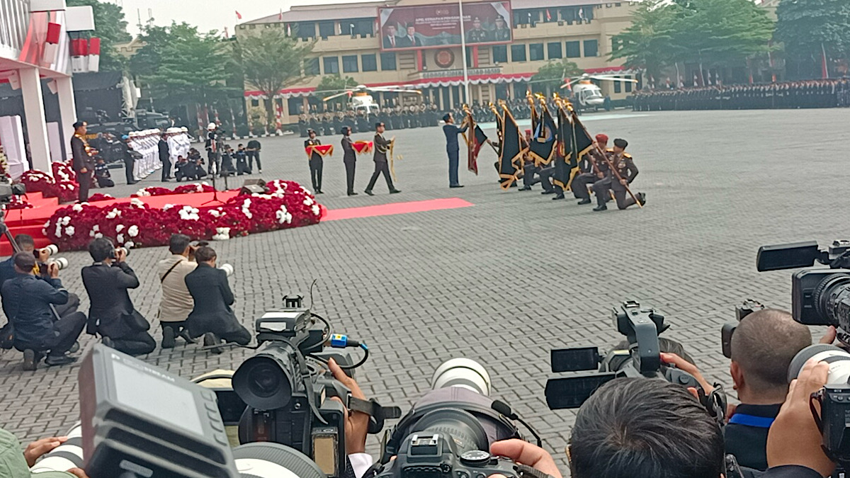 Jokowi Anugerahi Tanda Kehormatan Nugraha Sakanti ke-7 Satker Polri