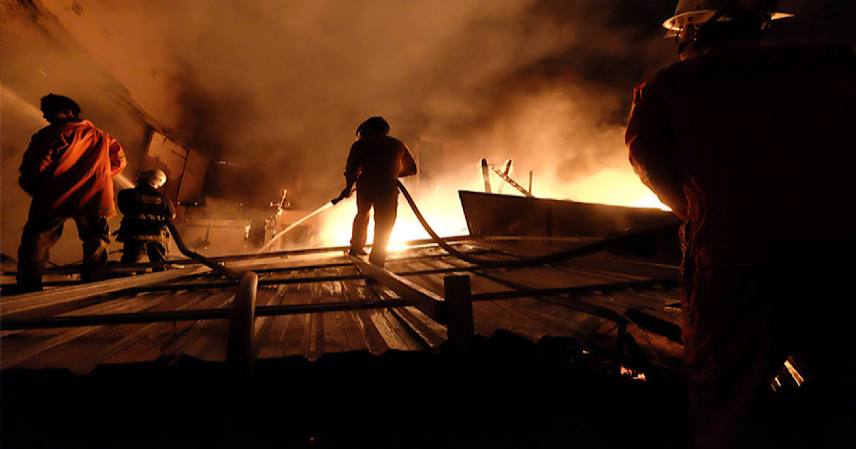 Ruko di Tambora Jakbar Terbakar, 12 Unit Damkar Dikerahkan