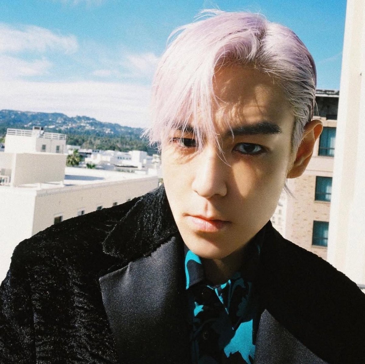 5 Potret TOP BigBang, Idol K-Pop yang Jadi Sorotan di Drakor Squid Game 2